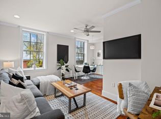 1708 Pine St APT 3F, Philadelphia, PA 19103