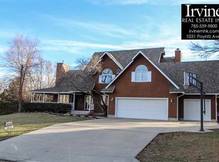 612 Hawthorne Cir, Junction City, KS 66441