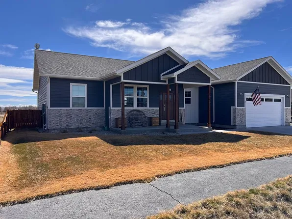 1028 River Bend St, Pinedale, WY 82941
