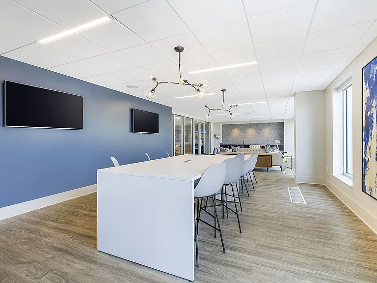 The Vue — Photo 30