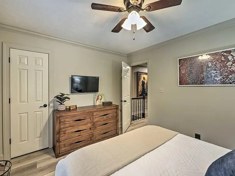 1422 Woodland Dr — Photo 16