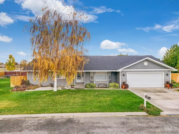 608 Thurman Ave, Filer, ID 83328