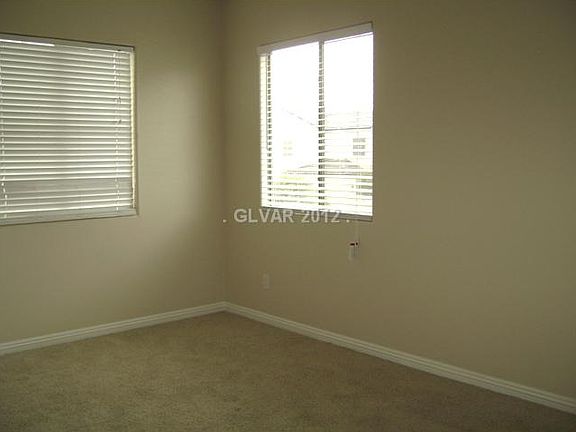 4th image of 8120 Chestnut Hollow Ave