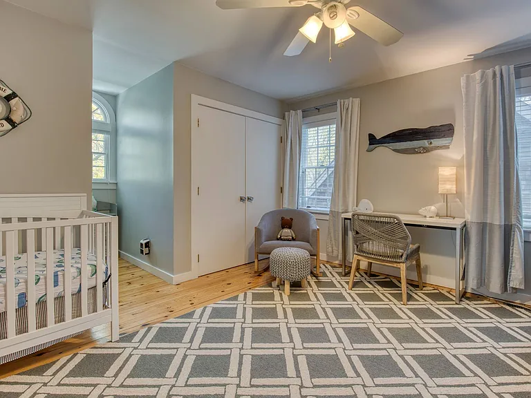17 Emerson Pl — Photo 14