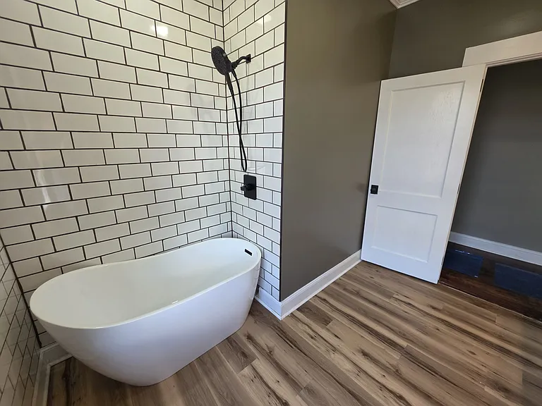 118 Hawkins Ave #201 — Photo 6