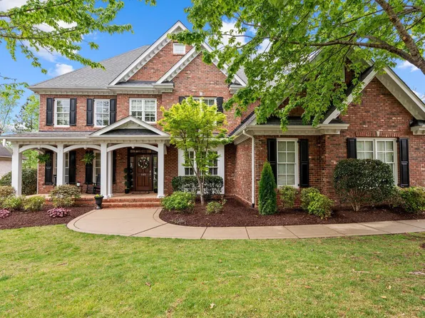 145 Lolliberry Dr, Holly Springs, NC 27540