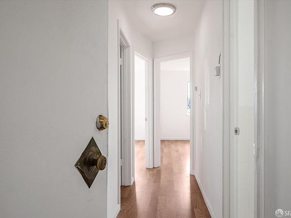 3rd image of 1179 Palou Ave
