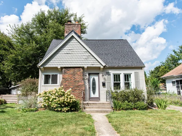 1303 Homecrest Ave, Kalamazoo, MI 49001
