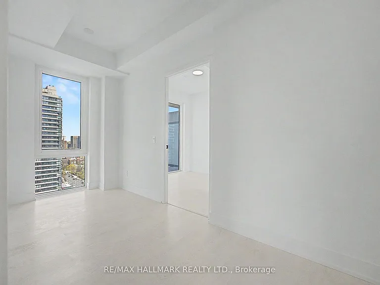 308 Jarvis St #2105 — Photo 32