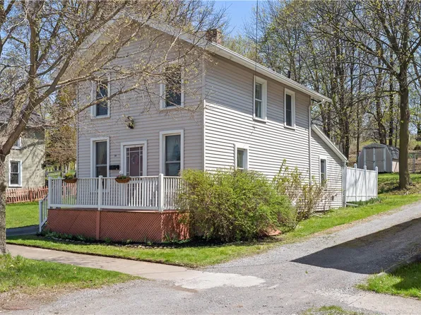 58 Rochester St, Avon, NY 14414