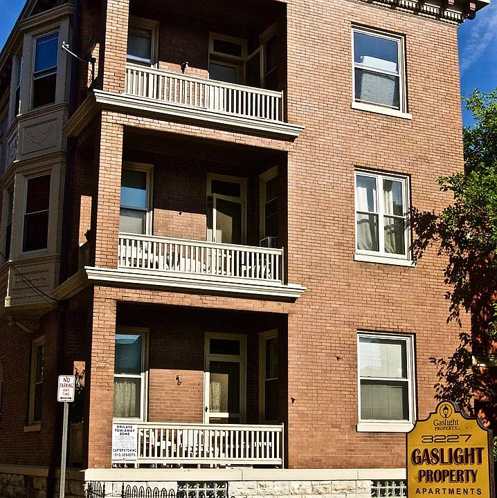 3227 Jefferson Ave