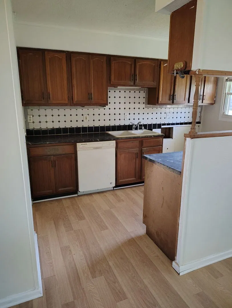 2 bedroom newly renovated — Photo 2