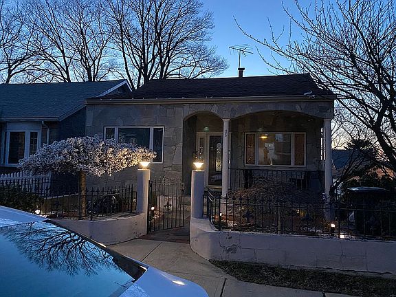 2nd image of 25 Lindsey St