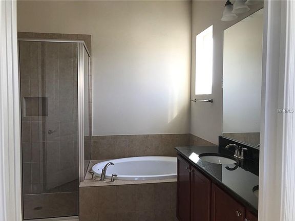 5th image of 8965 Laureate Park Ave
