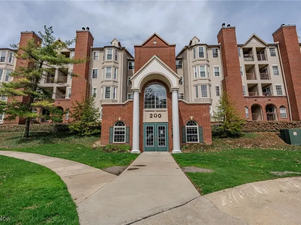 200 Fox Hollow Dr APT 312, Cleveland, OH 44124