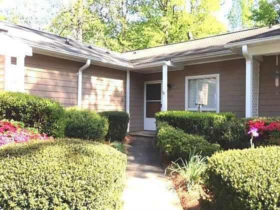 1st image of 1090 Sardis Cove Dr