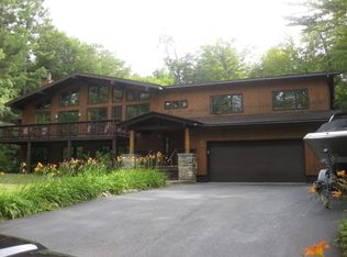 115 Northwood Rd, Lake Placid, NY 12946