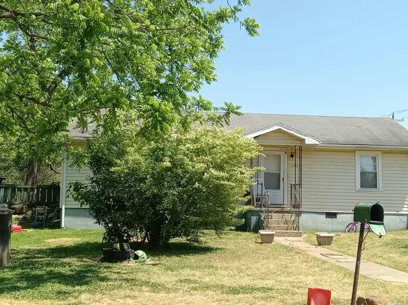 1111 Clay St, Statesville, NC 28677