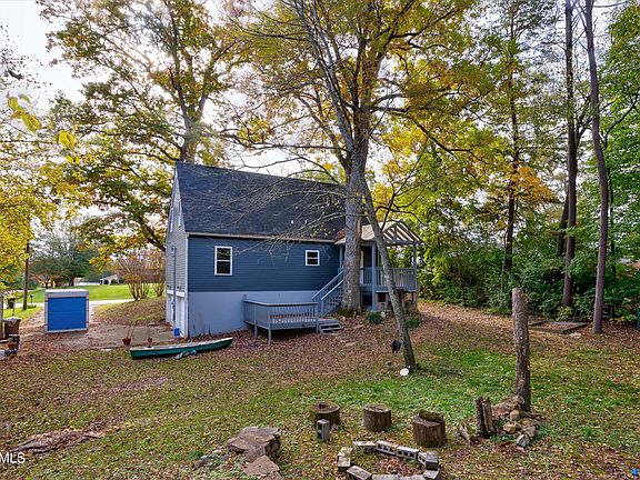 5th image of 1341 NE Fieldwood Dr