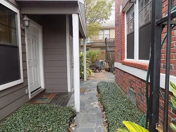 1 bed, 700 sqft, $1,100 — Photo 2