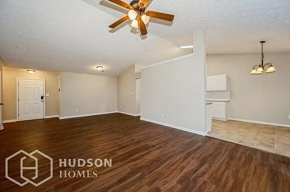 2369 Heatherton Ct — Photo 4