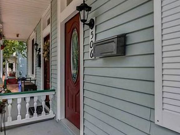 2nd image of 506 South St #1