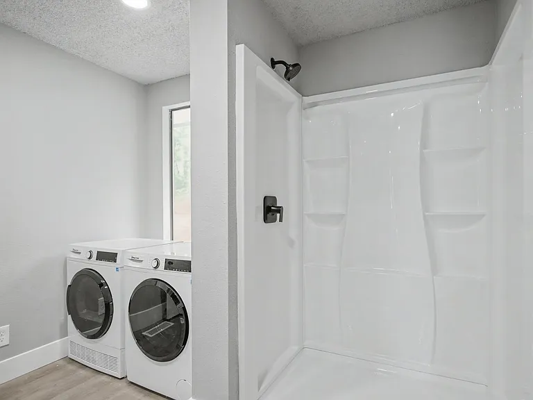 322 S Birch St — Photo 26