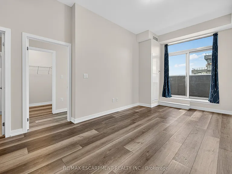 460 Dundas St E #522 — Photo 20