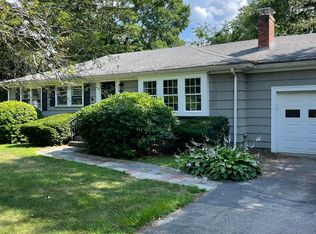 22 Little Tree Ln, Framingham, MA 01701