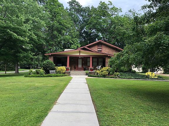 2nd image of 200 Foster Park St