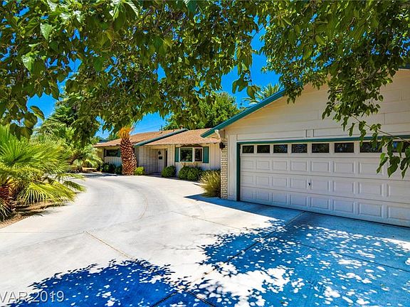 2nd image of 1737 Santa Anita Dr