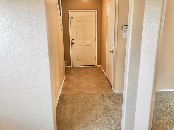 4th image of 141 Hillhouse Ln