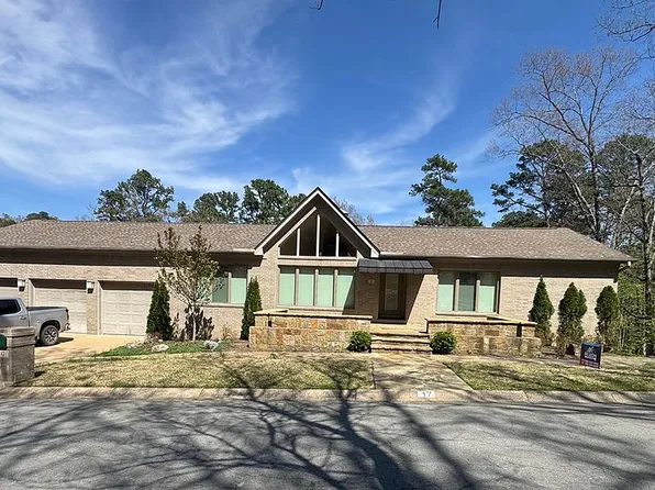 17 River Valley Rd, Little Rock, AR 72227