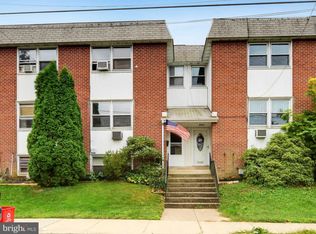 2556 Grant St, Reading, PA 19606