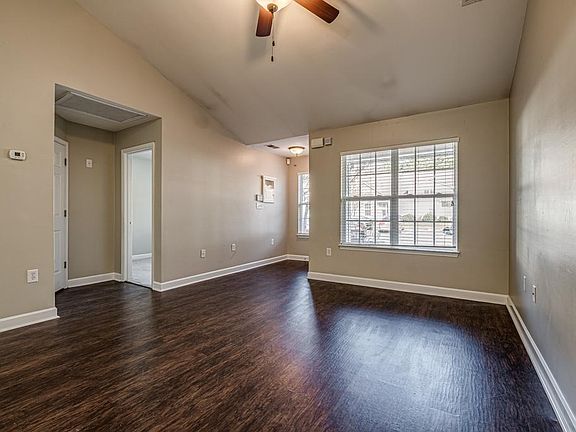 3rd image of 1334 Stoney Creek Ct