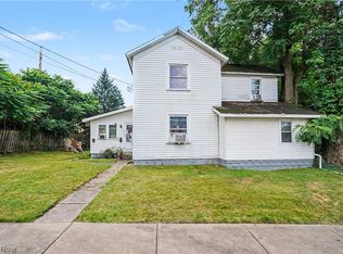 17 W Wilson Ave, Girard, OH 44420