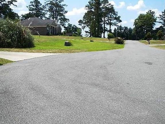 3rd image of 2149 Montebello Ct