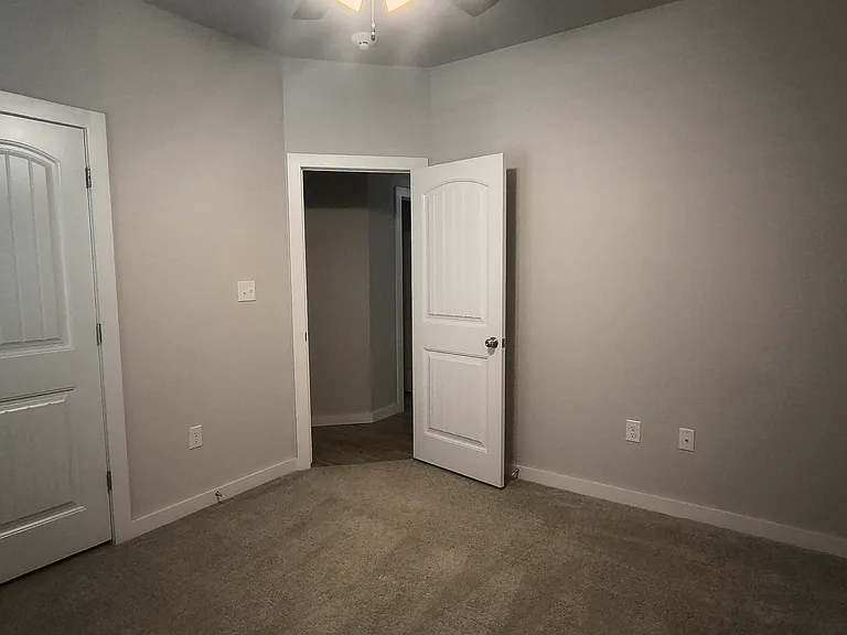 1208 La Vista Ln — Photo 15