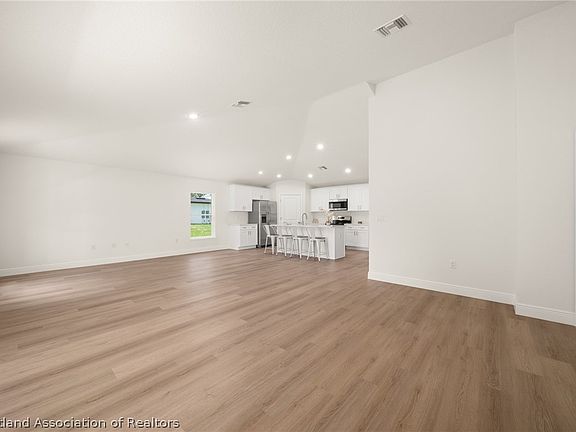 5th image of 5526 Cortez Blvd