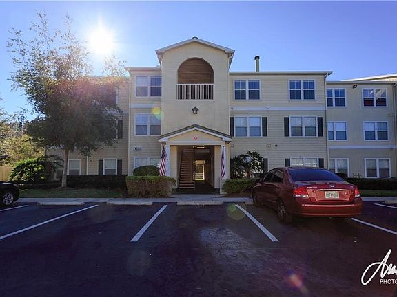 2nd image of 18209 Bridle Club Dr #18209