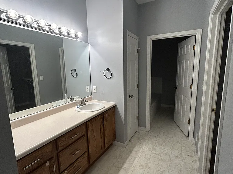 2127 Longspur Dr — Photo 12