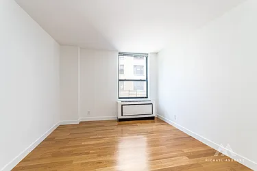 Rented by Cooper & Cooper Real Estate