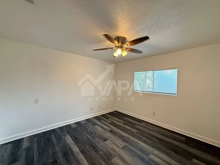 4411 Mystic Sunrise Dr — Photo 7