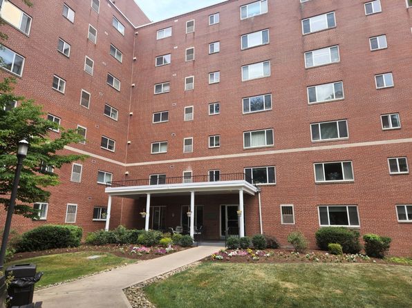 Washington Gardens, 834 Washington Ave, Carnegie, PA 15106