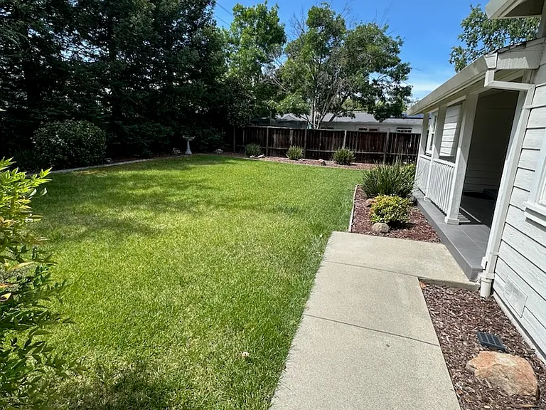 1588 Geary Rd — Photo 2