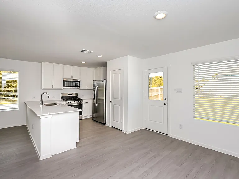 2740 River Knoll Ln — Photo 7