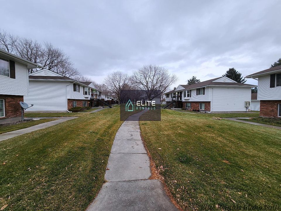 Hoopes_Common+Area+Sidewalk+(1)_06192025