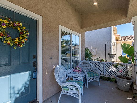 2nd image of 551 Paseo Del Valle