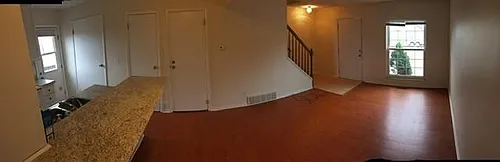 121 Oakwood Rd #E Photo 1