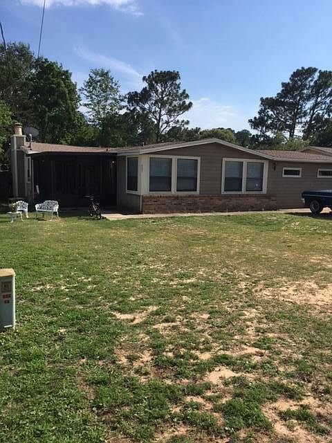 1st image of 605 Cypress St